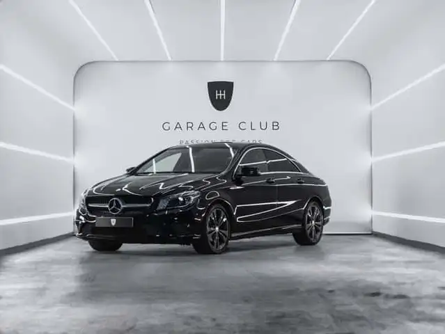 Mercedes-Benz CLA 220 220CDI Urban 7G-DCT