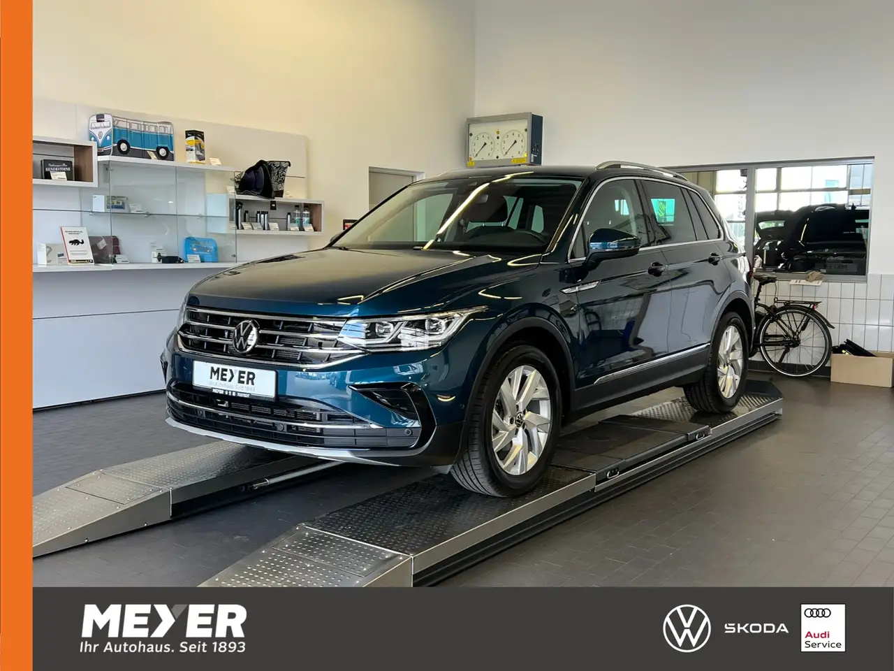 Volkswagen Tiguan Elegance 2.0 TDI DSG *AHK, Matrix-LED, Navi, 18'- — photo 1 of 18