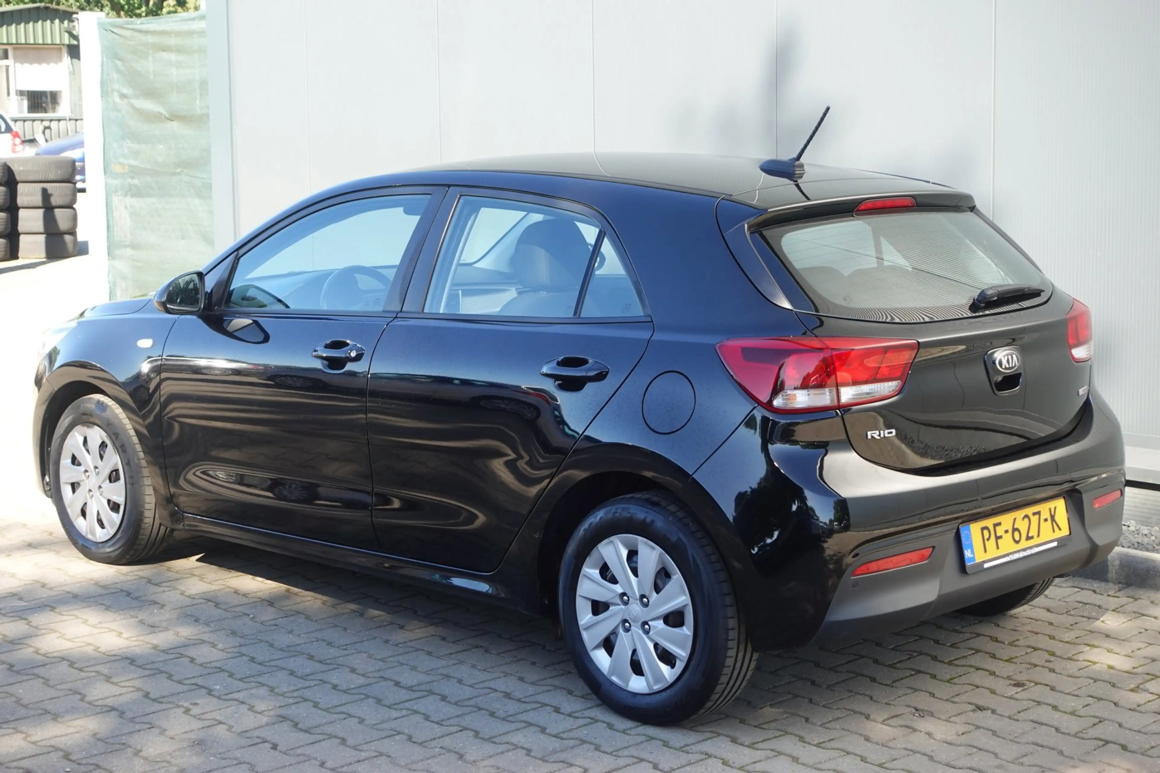 Kia Rio 1.0 TGDI ComfortPlusLine Navigator — photo 2