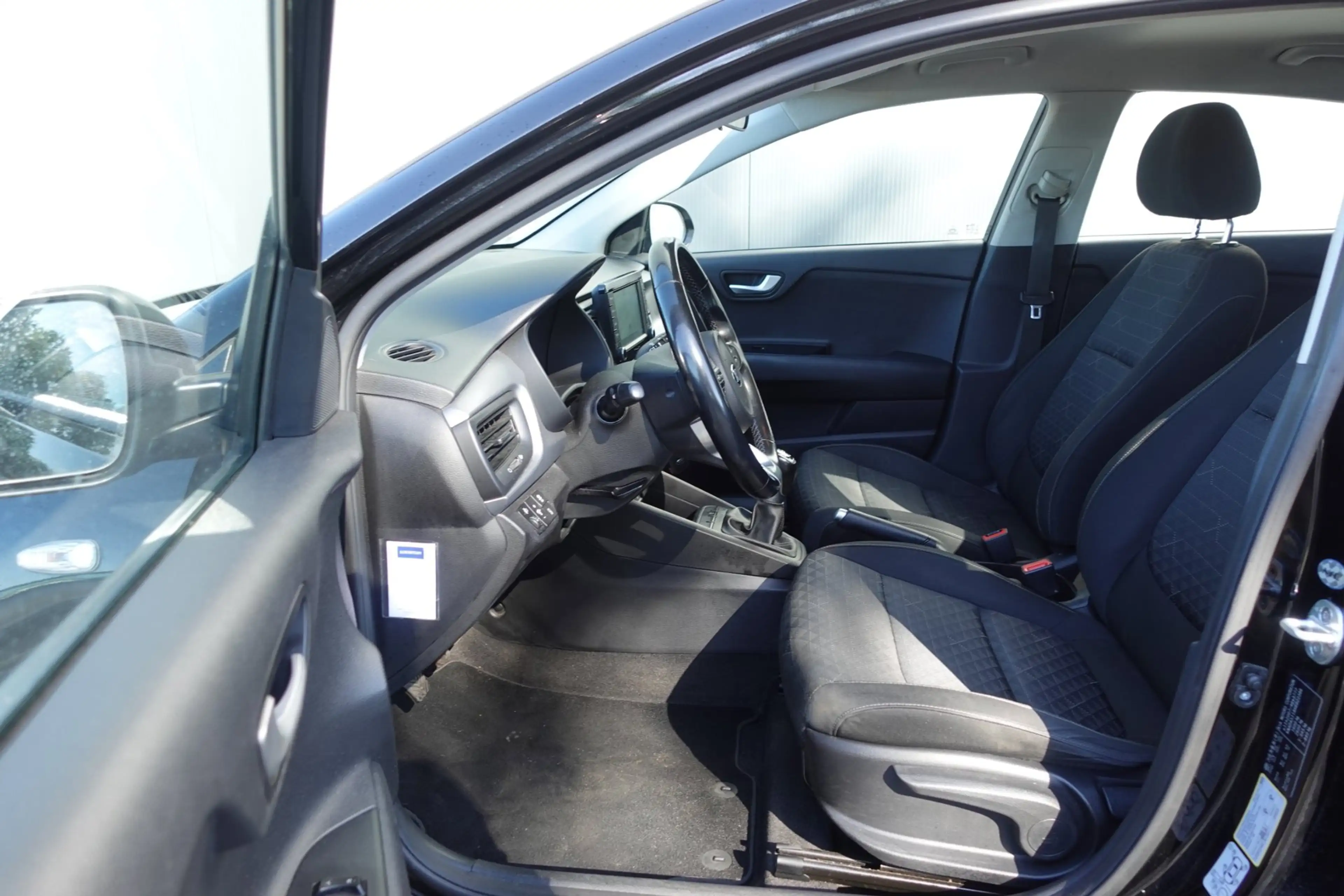 Kia Rio 1.0 TGDI ComfortPlusLine Navigator — photo 5