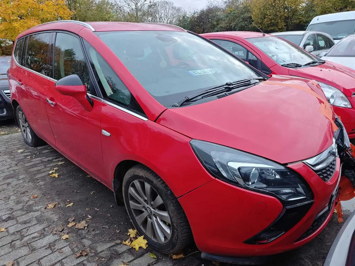 Opel Zafira Tourer 1.4 Turbo Automatik drive Rot - 2