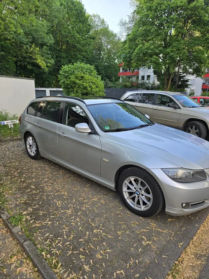 BMW 320 320d xDrive DPF Touring Aut. - 2