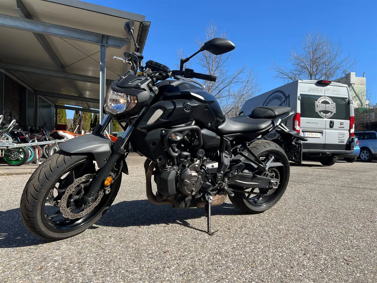 Yamaha MT-07 - 1