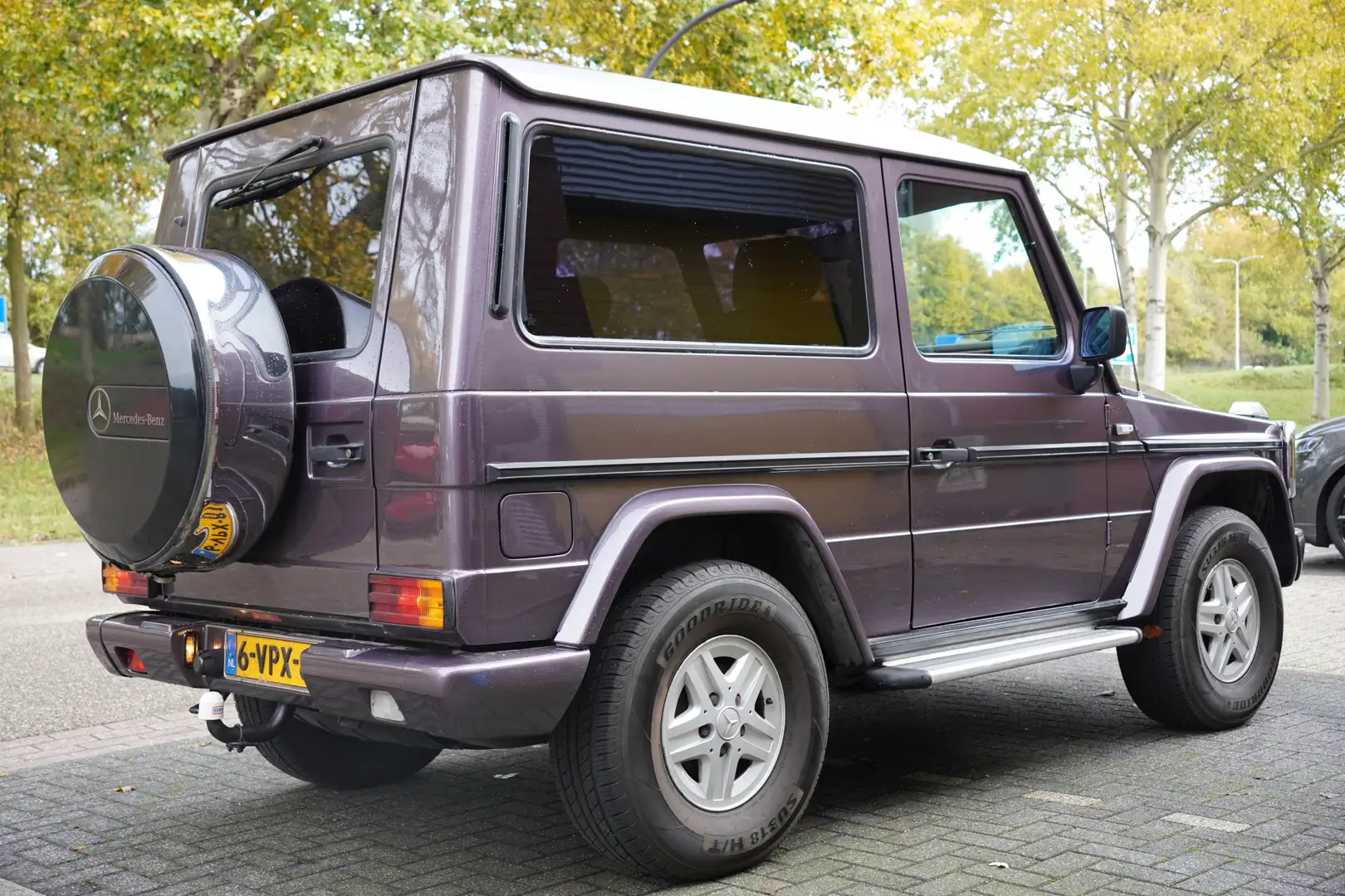 Mercedes-Benz G 300 / Grijs kenteken / Schuifdak / Automaat Type GE Paars - 2
