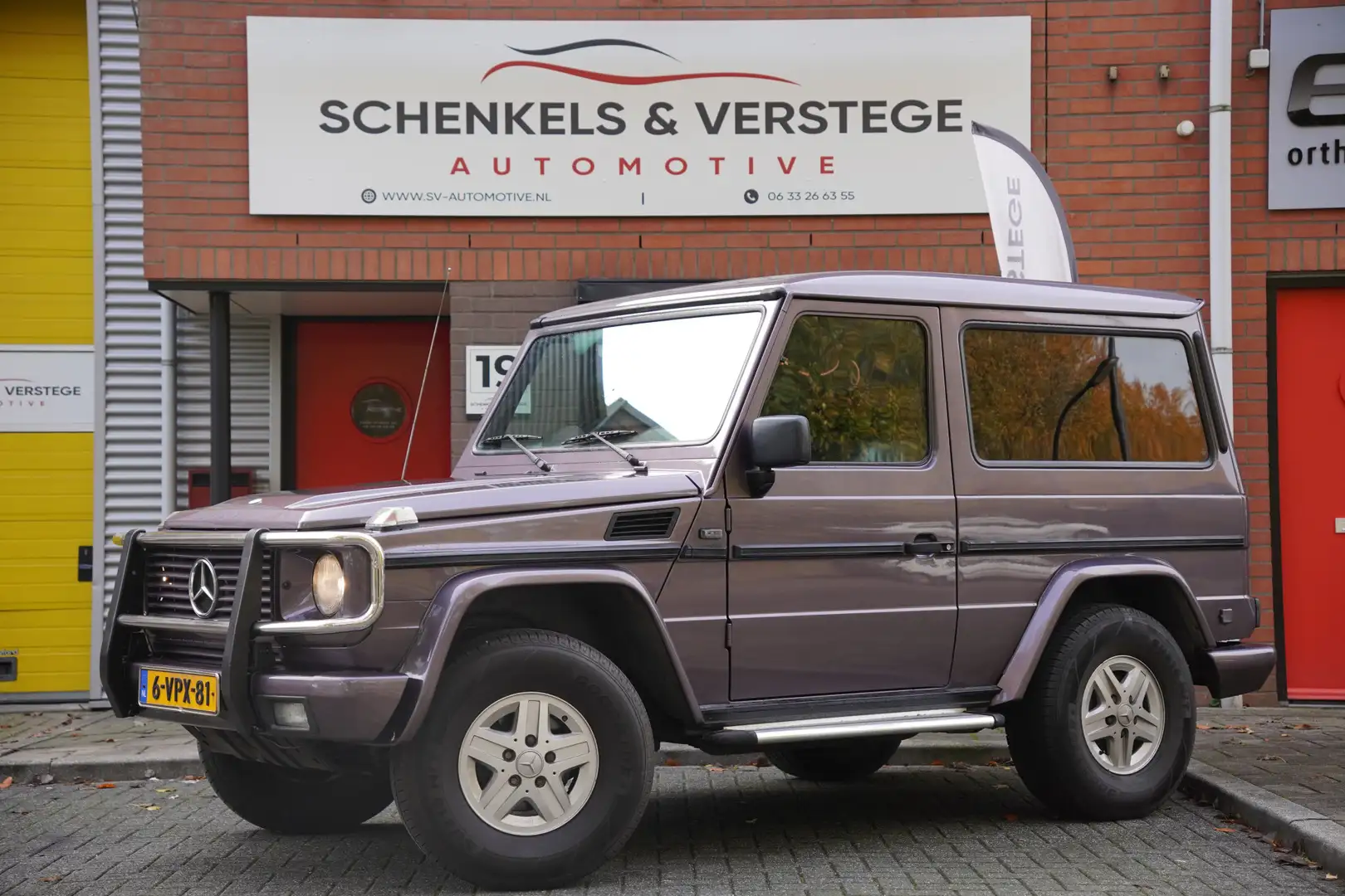 Mercedes-Benz G 300 / Grijs kenteken / Schuifdak / Automaat Type GE Paars - 1