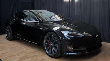 90 D Performance Ludicrous (Supercharge gratuito)