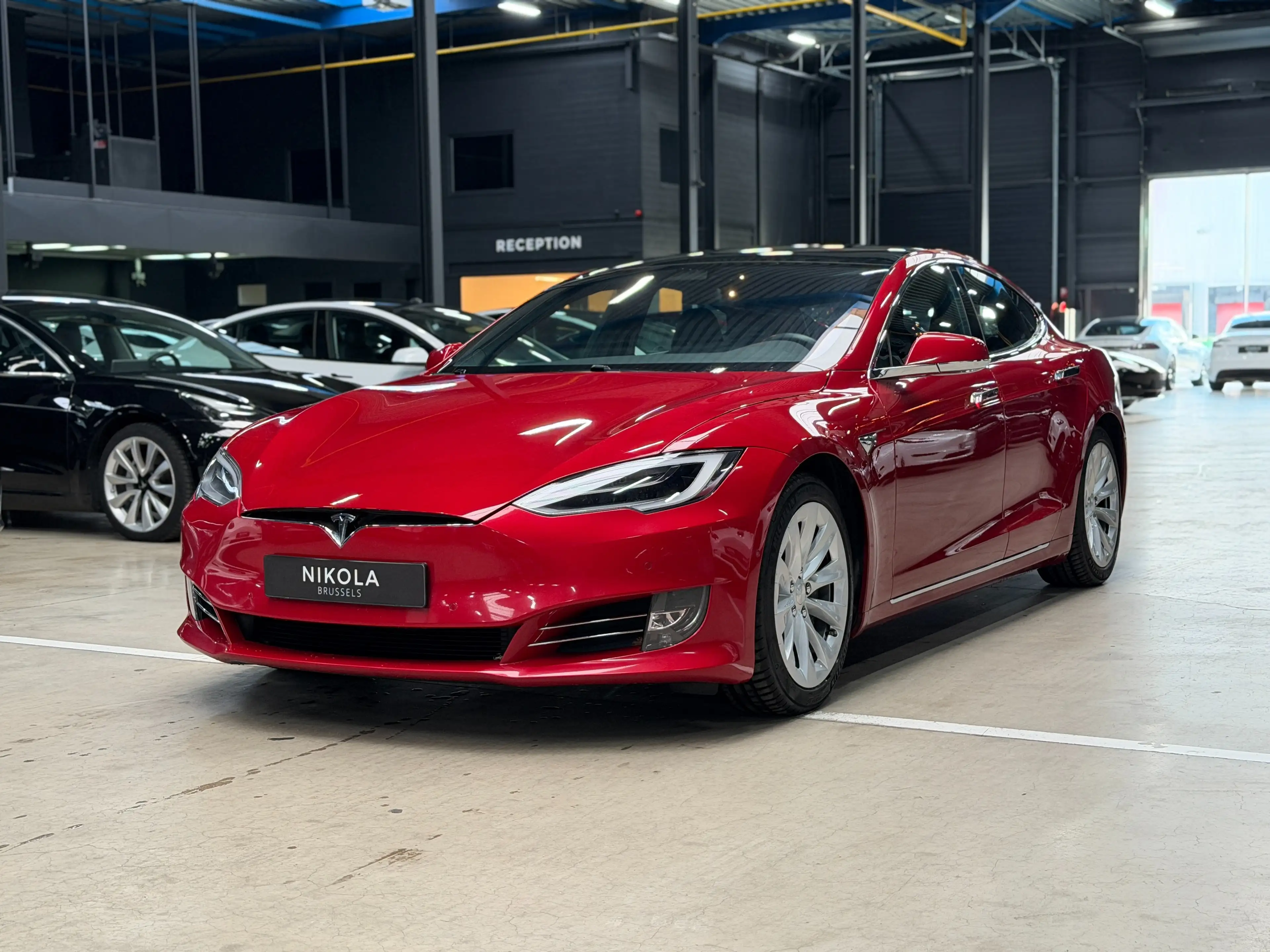Tesla Model S LONG RANGE - FULL SELF DRIVING ACTIVE - S100D — photo 3