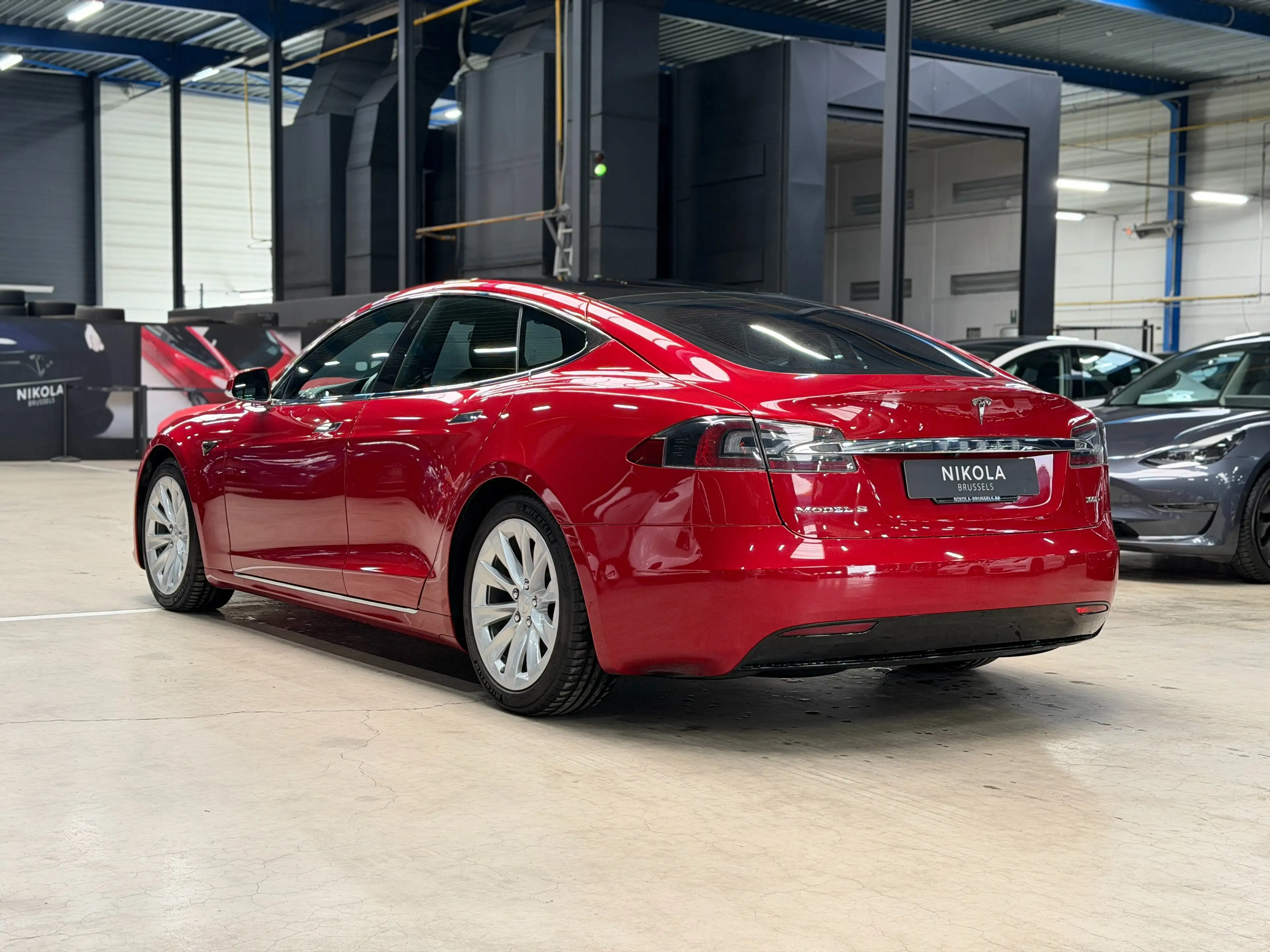 Tesla Model S LONG RANGE - FULL SELF DRIVING ACTIVE - S100D — photo 4