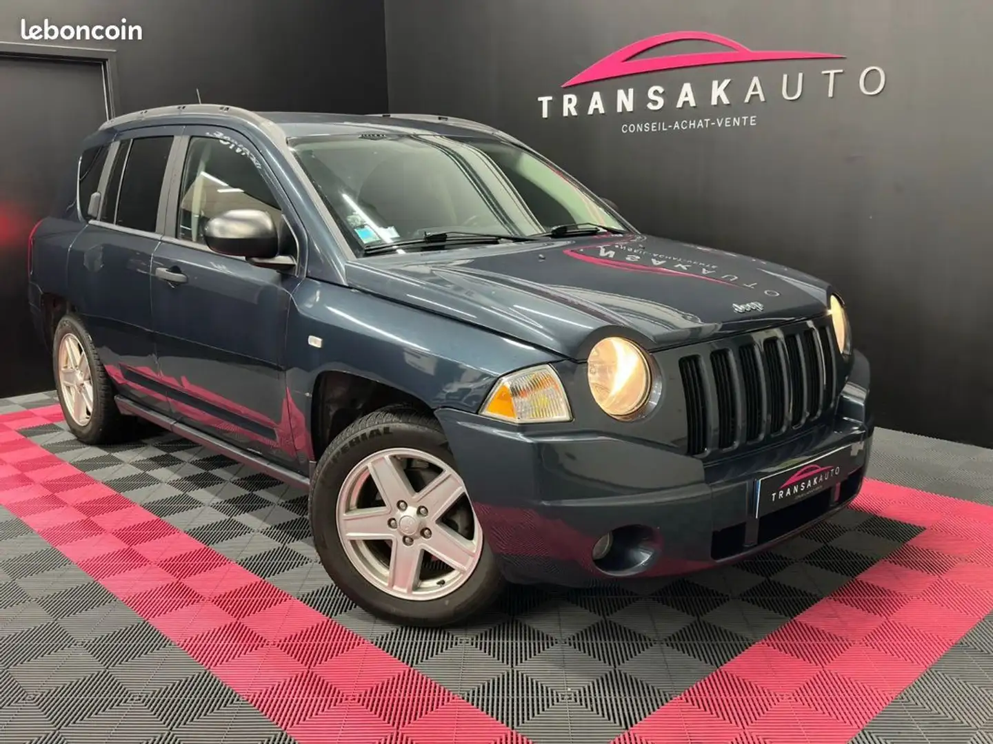 Jeep Compass 2.0 CRD Limited RÉVISION À JOUR Blau - 1