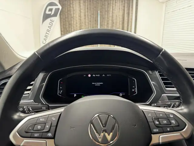 Volkswagen Tiguan view 15