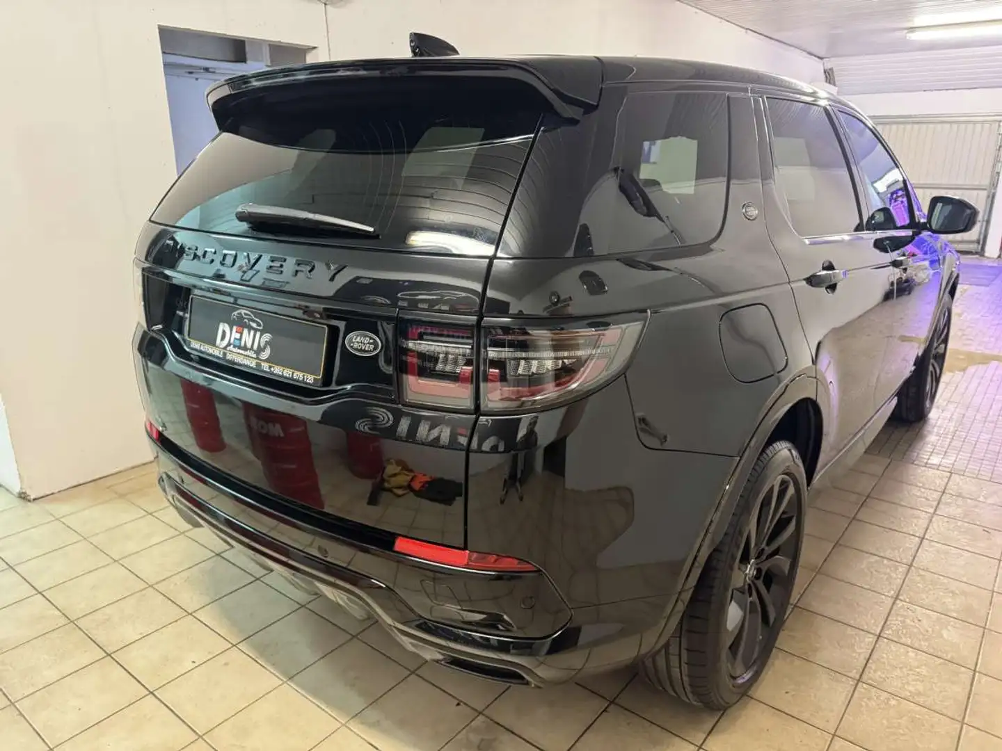 Land Rover Discovery Sport 2.0D 180Ps Automatik R-Dynamic Black Edition Voll Zwart - 2