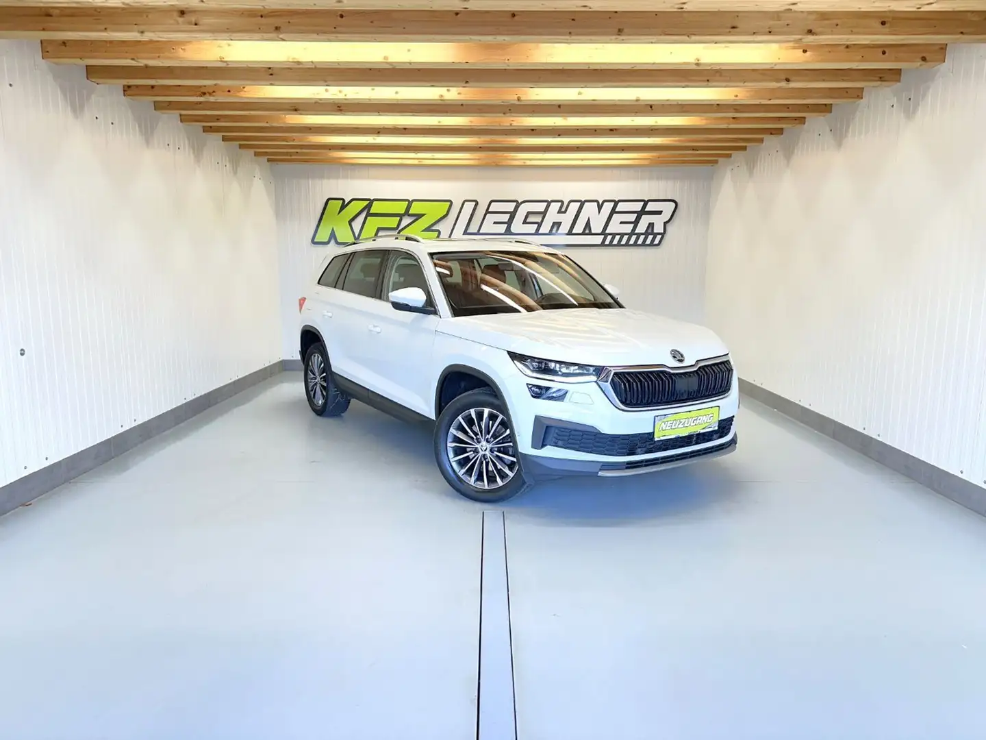 Skoda Kodiaq 2.0 TDI DSG "AHK*VIRTUAL*LEDER*PANO" Weiß - 1