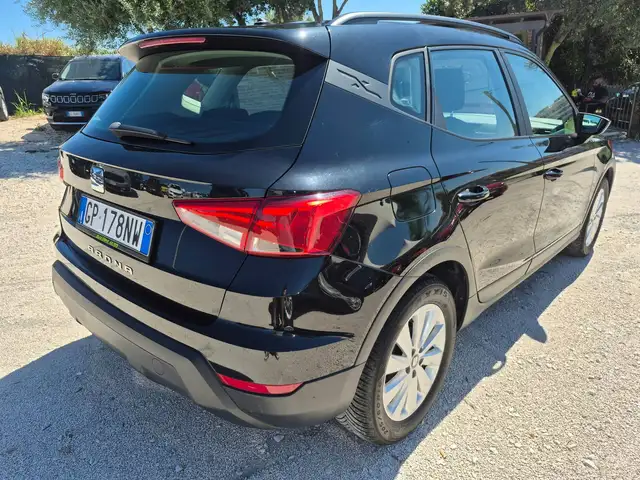 Seat Arona view 4