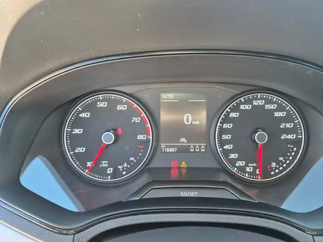 Seat Arona view 14