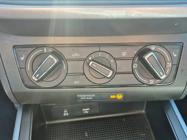Seat Arona view 10