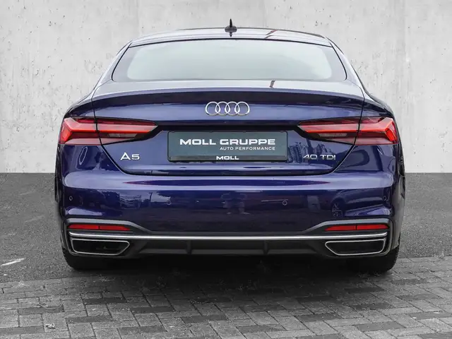 Audi A5 view 6