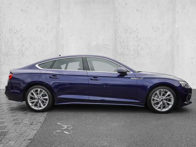Audi A5 view 5