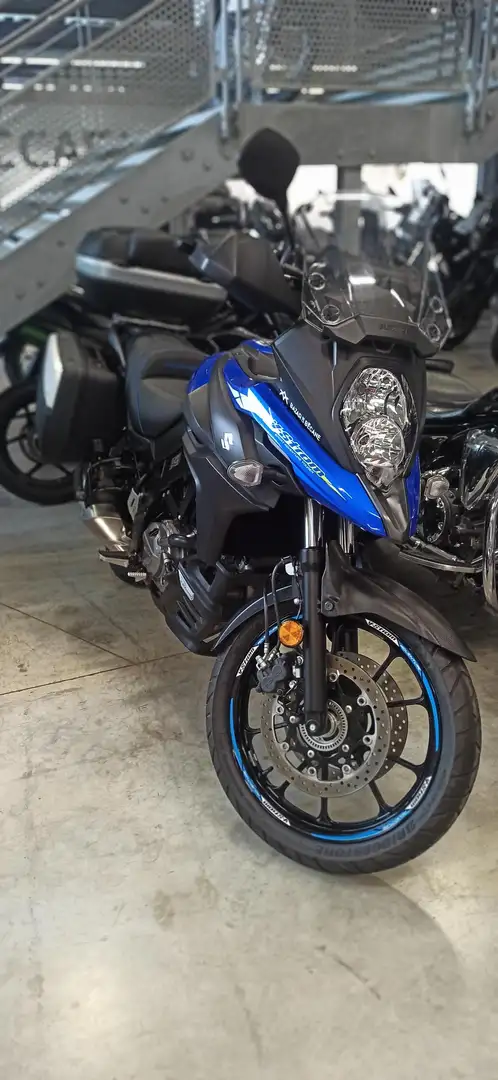 Suzuki V-Strom 650 Blau - 1