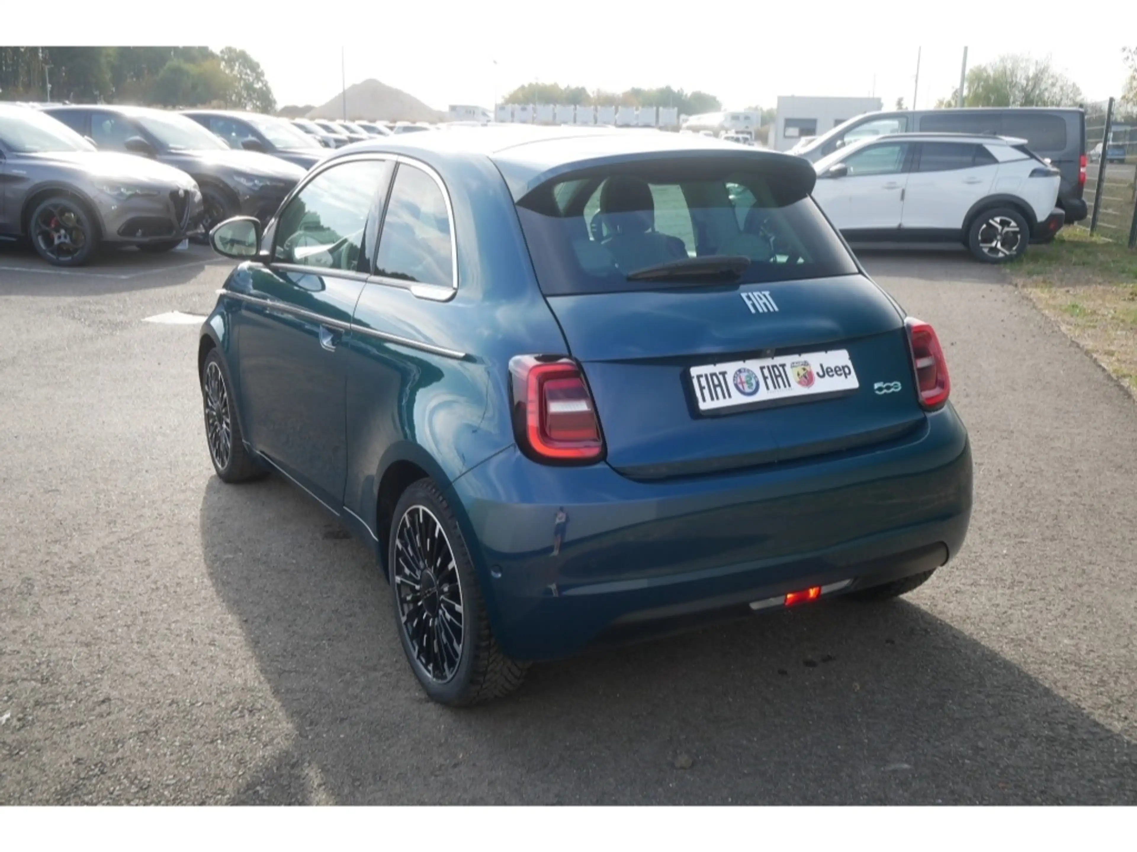 Fiat 500e BY BOCELLI AT 42 Kwh 118PS LED NAVI WINTER GLASDAC — photo 5