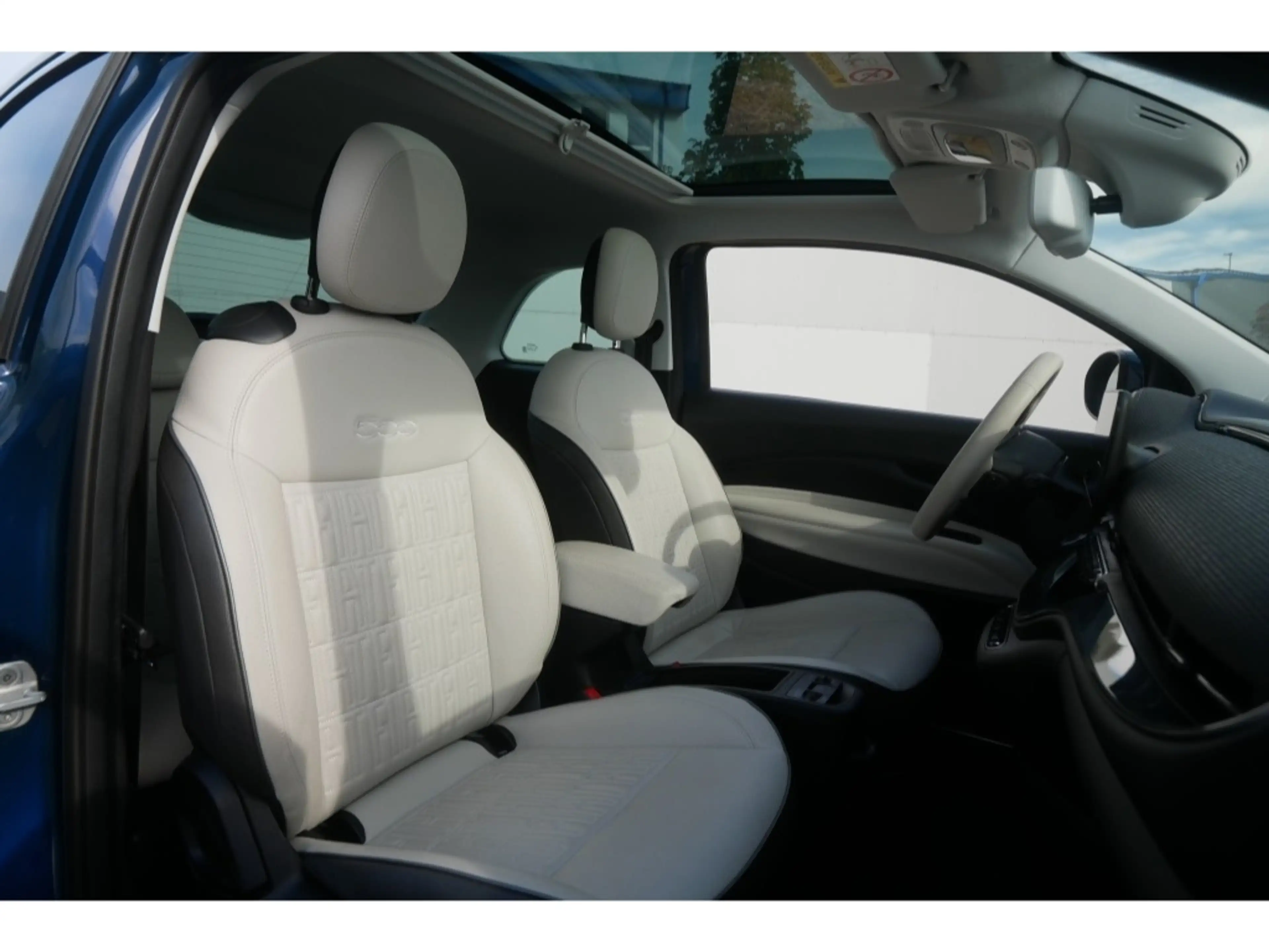 Fiat 500e BY BOCELLI AT 42 Kwh 118PS LED NAVI WINTER GLASDAC — photo 14