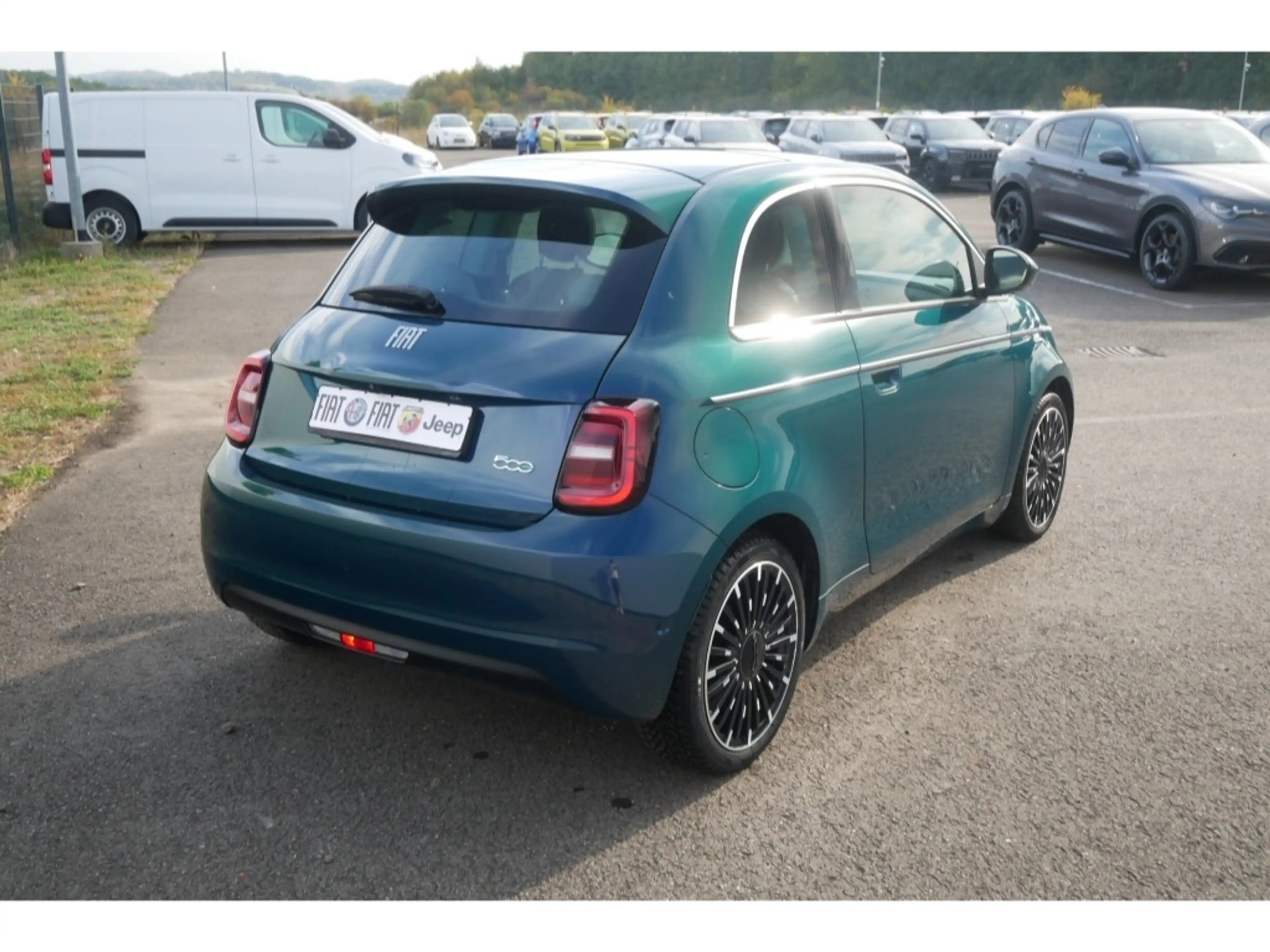 Fiat 500e BY BOCELLI AT 42 Kwh 118PS LED NAVI WINTER GLASDAC — photo 3
