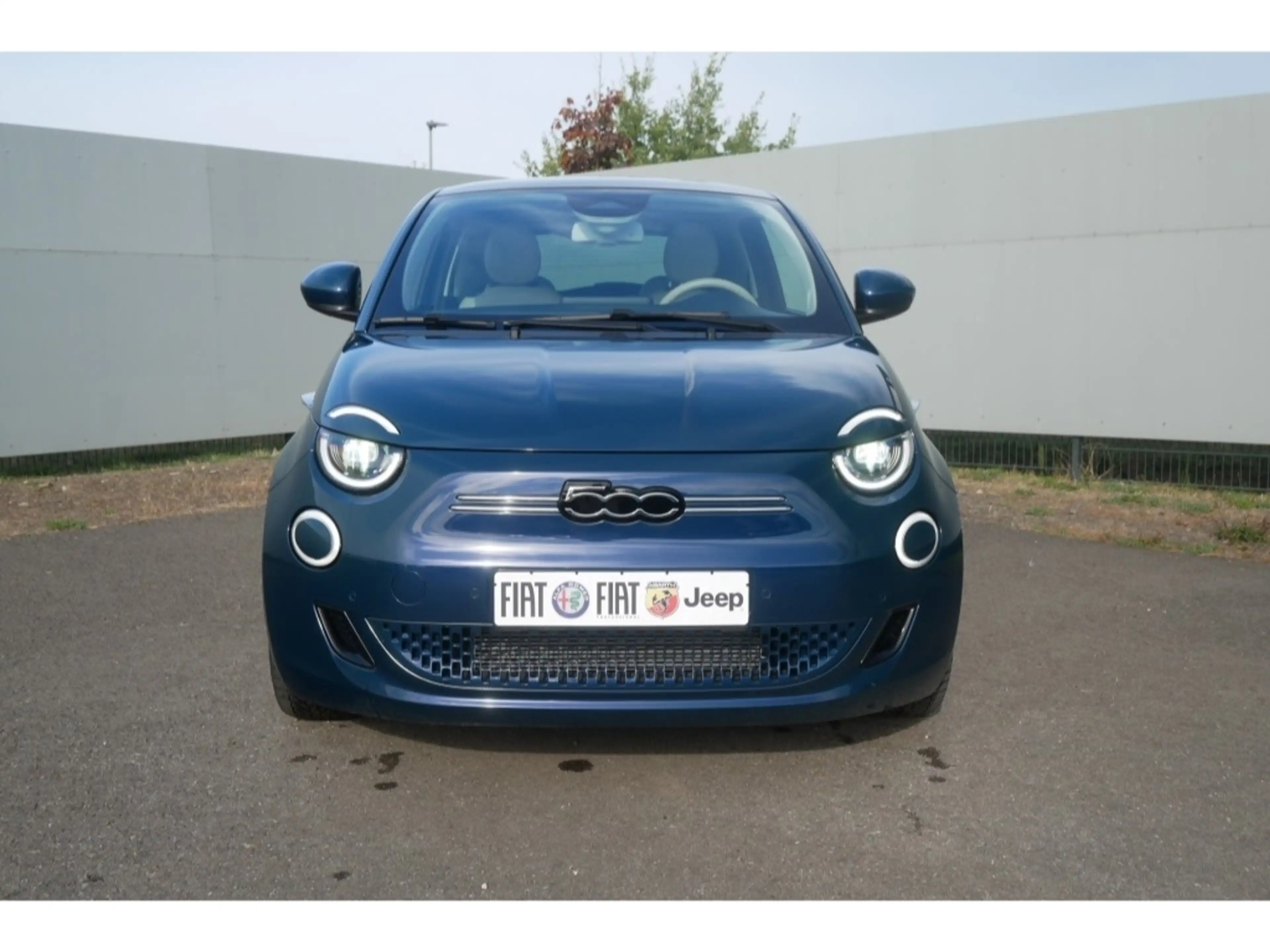 Fiat 500e BY BOCELLI AT 42 Kwh 118PS LED NAVI WINTER GLASDAC — photo 8