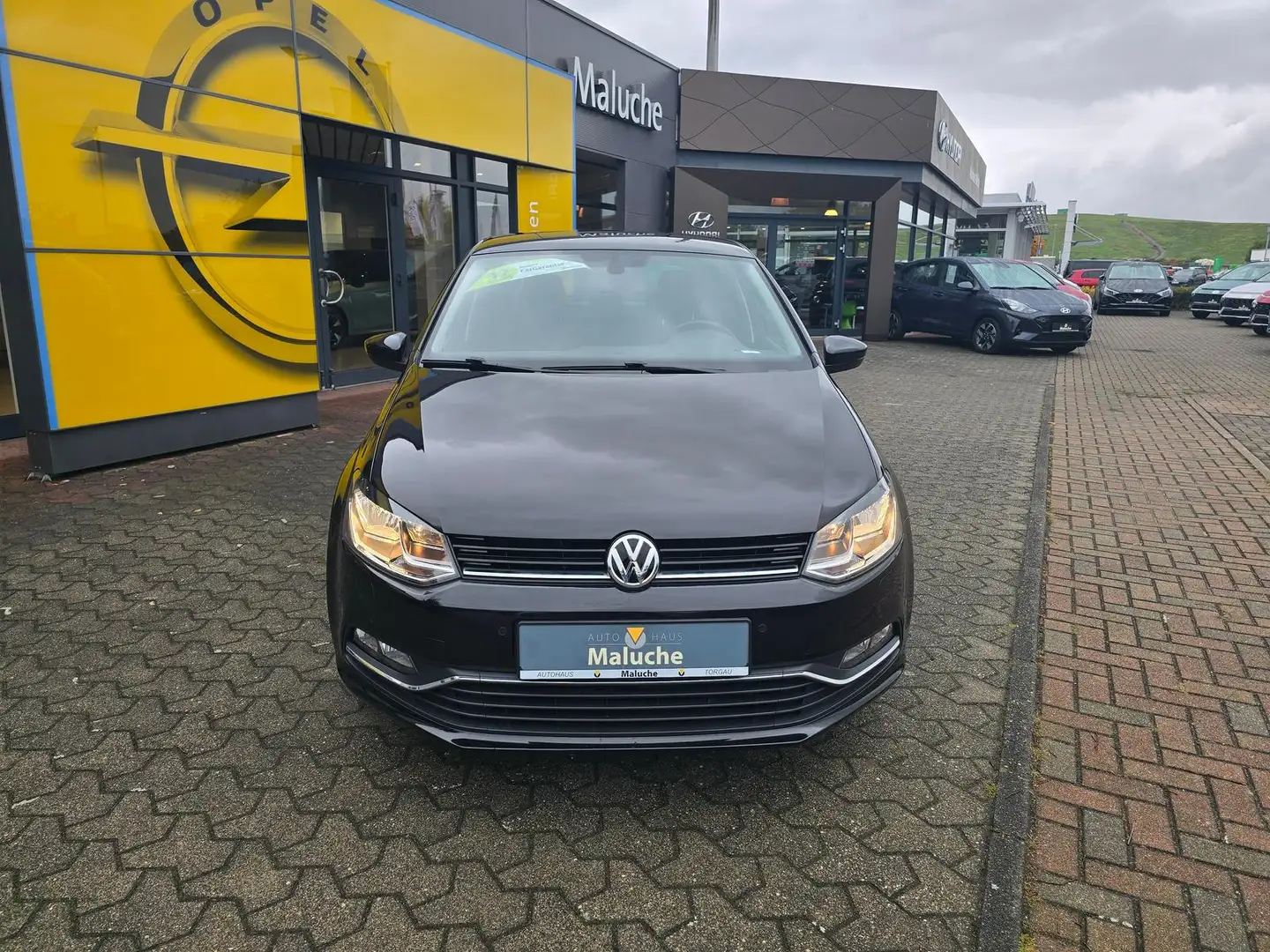 Volkswagen Polo 1.0 Schwarz - 2