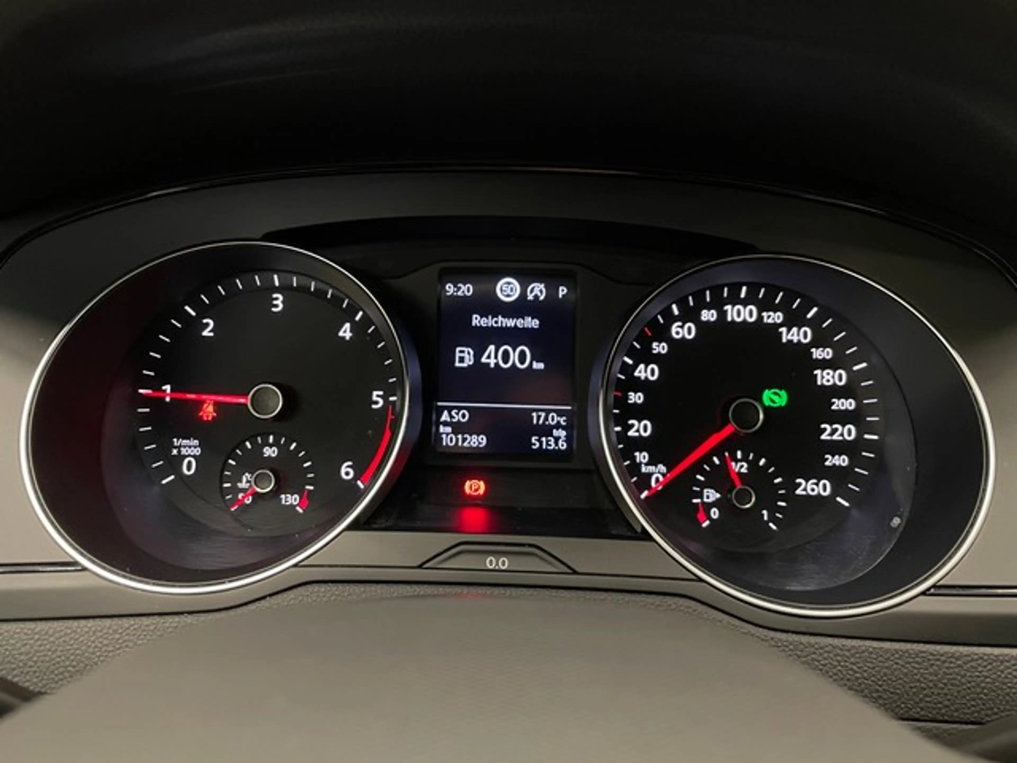 Volkswagen Passat Variant 2.0 TDI Conceptline NAVI+LANE+APP+KAMERA — photo 14