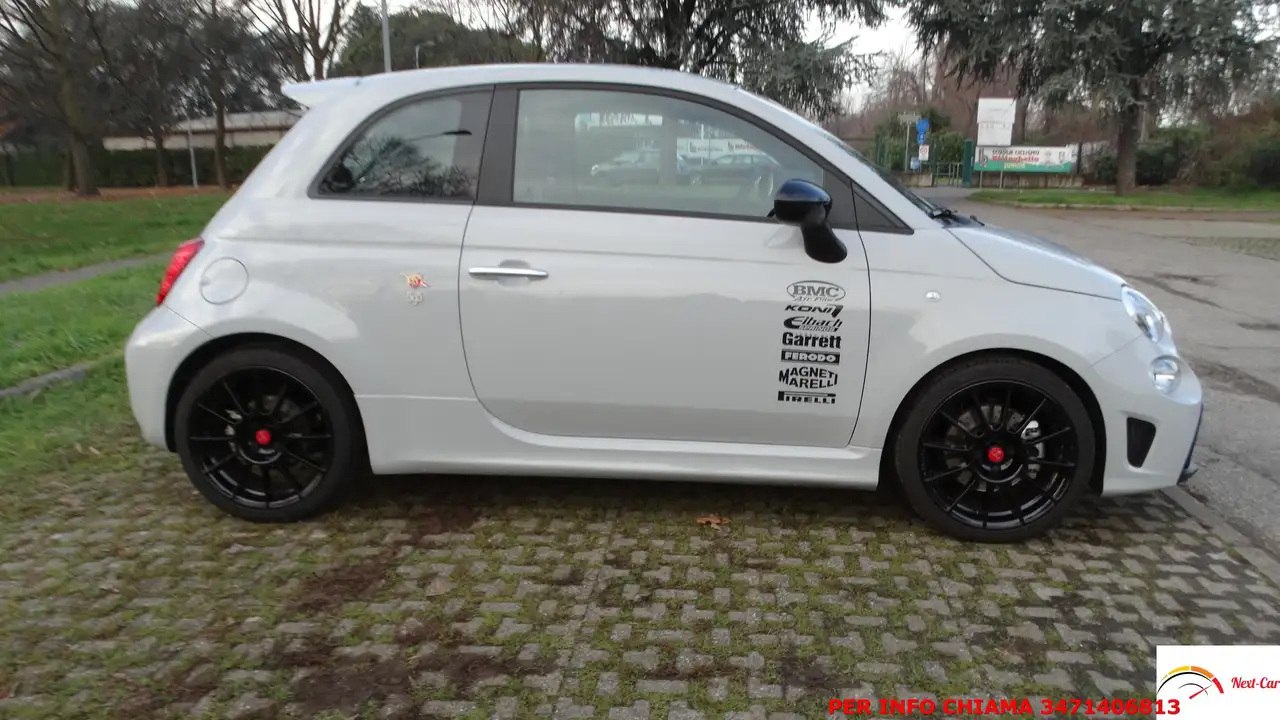 Abarth 595 2021