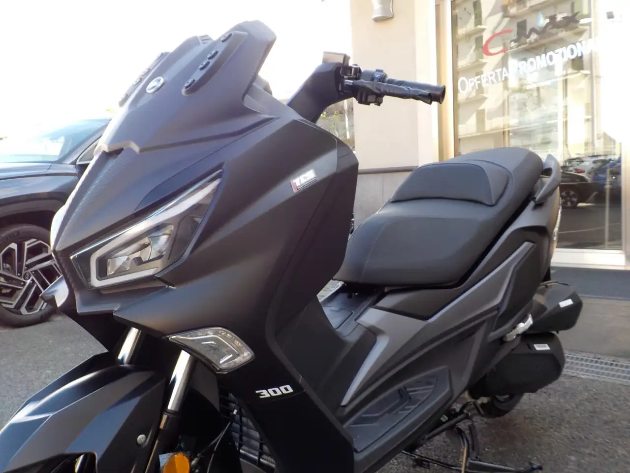 Sym Joymax 300