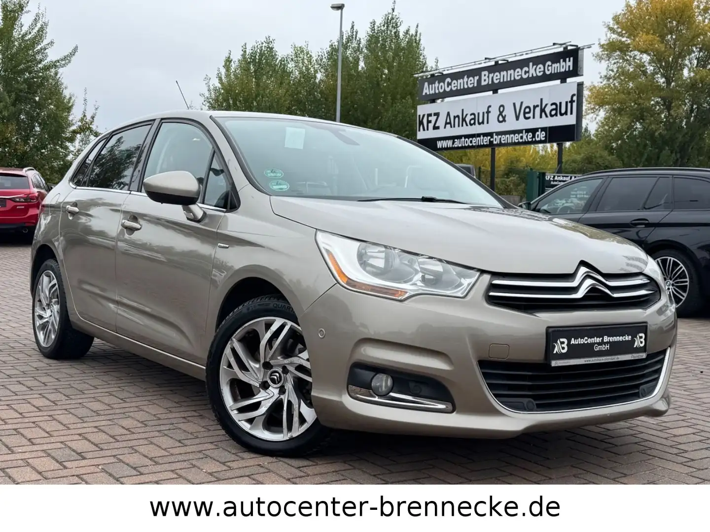 Citroen C4 Lim. Exclusive*Automatik* HU/AU 05-2027* Beige - 1