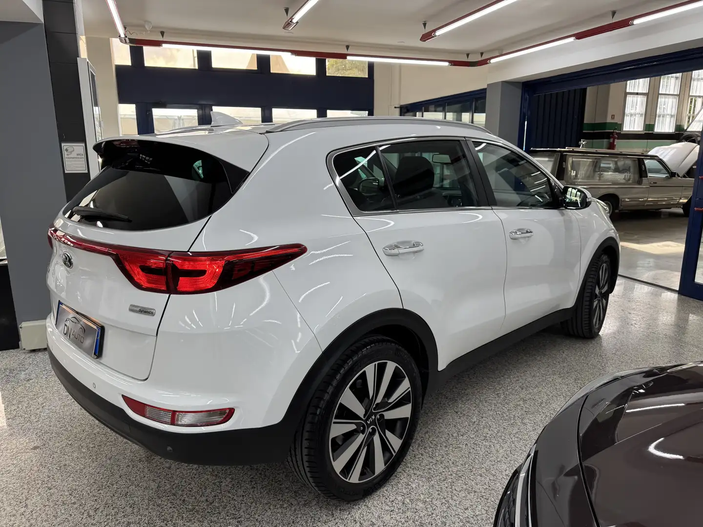 Kia Sportage Sportage 1.7 crdi Class Style Pack s Blanc - 2