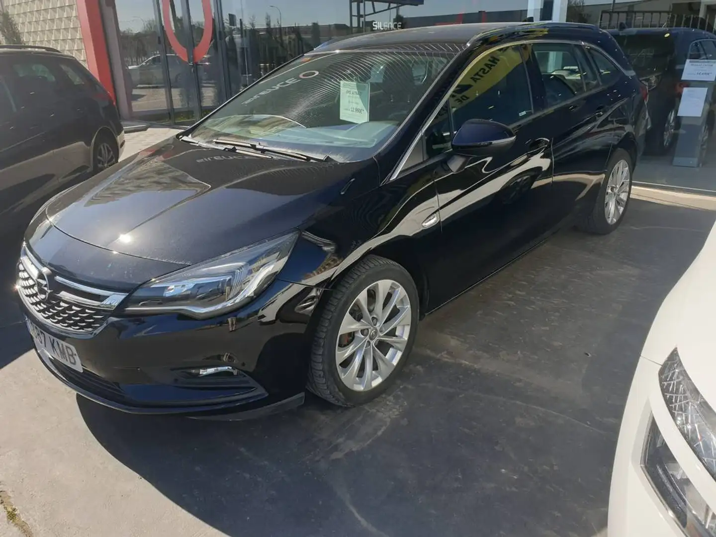 Opel Astra 1.4T S/S Excellence 150 Noir - 1