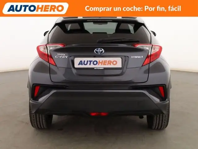 Toyota C-HR view 5