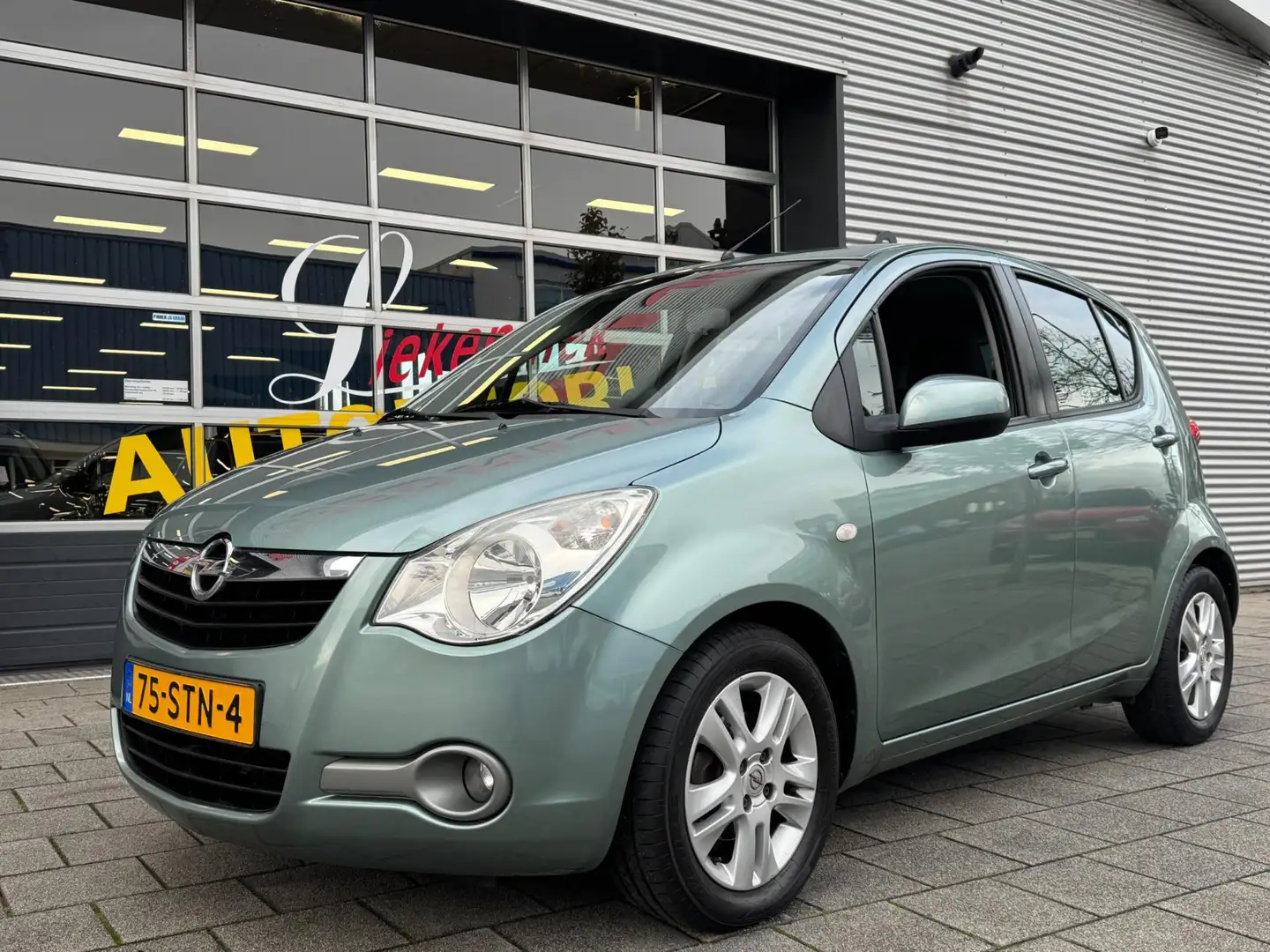 Opel Agila 1.0 Edition - Airco I Sport velgen I Comfort pakke Groen - 1