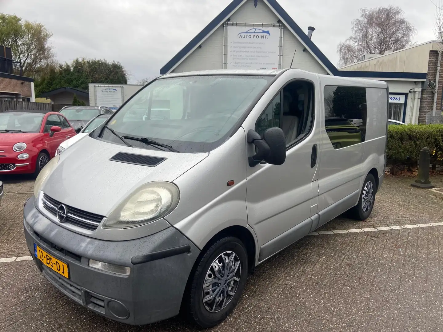 Opel Vivaro 2.5 CDTI 5-SEATS/AIRCO/CRUISE/CAMERA/CARPLAY Ezüst - 1