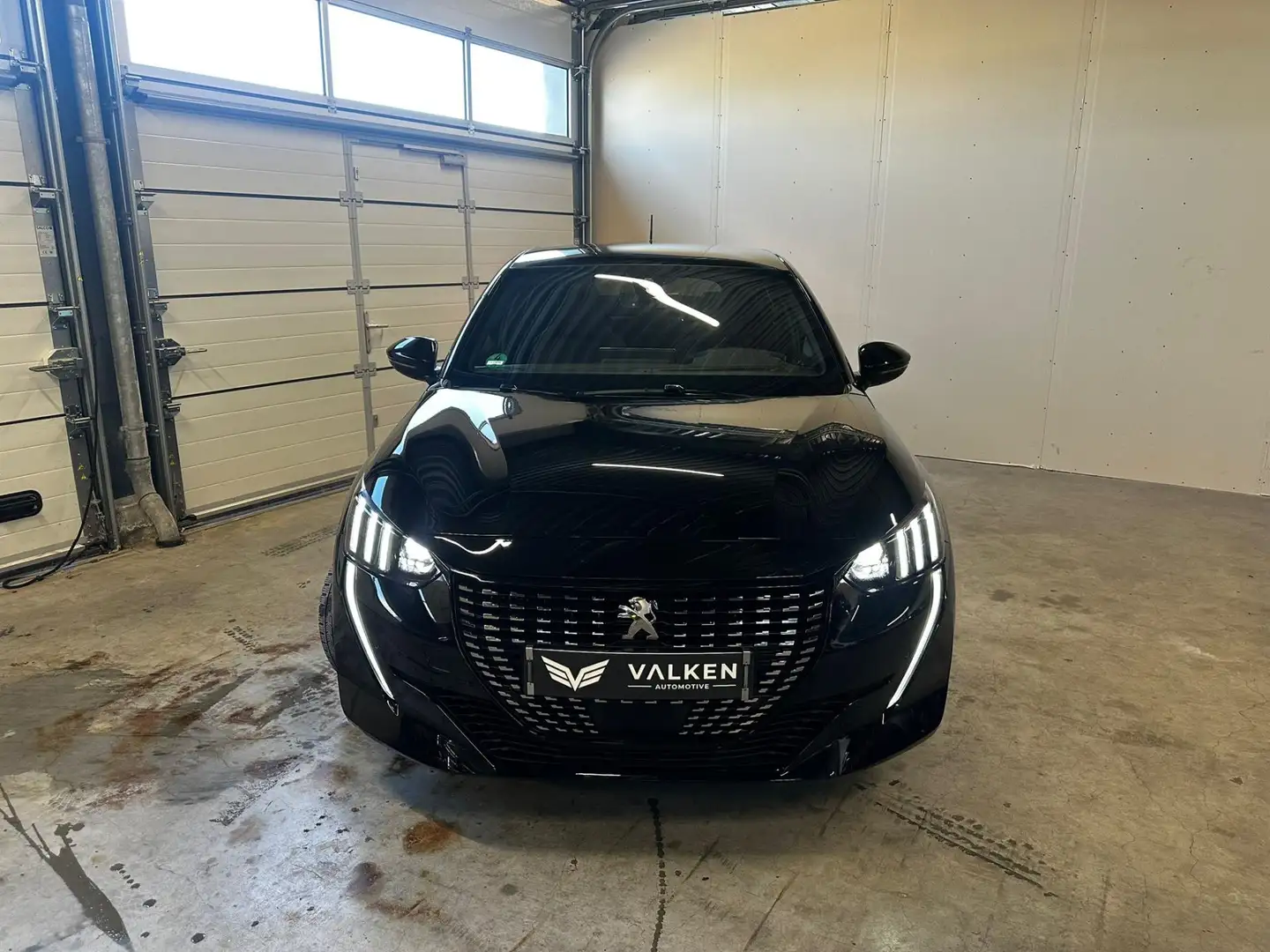 Peugeot 208 1.2 PureTech GT-Line|BTW AUTO!!|PANO|SFEER VERLICH Schwarz - 2