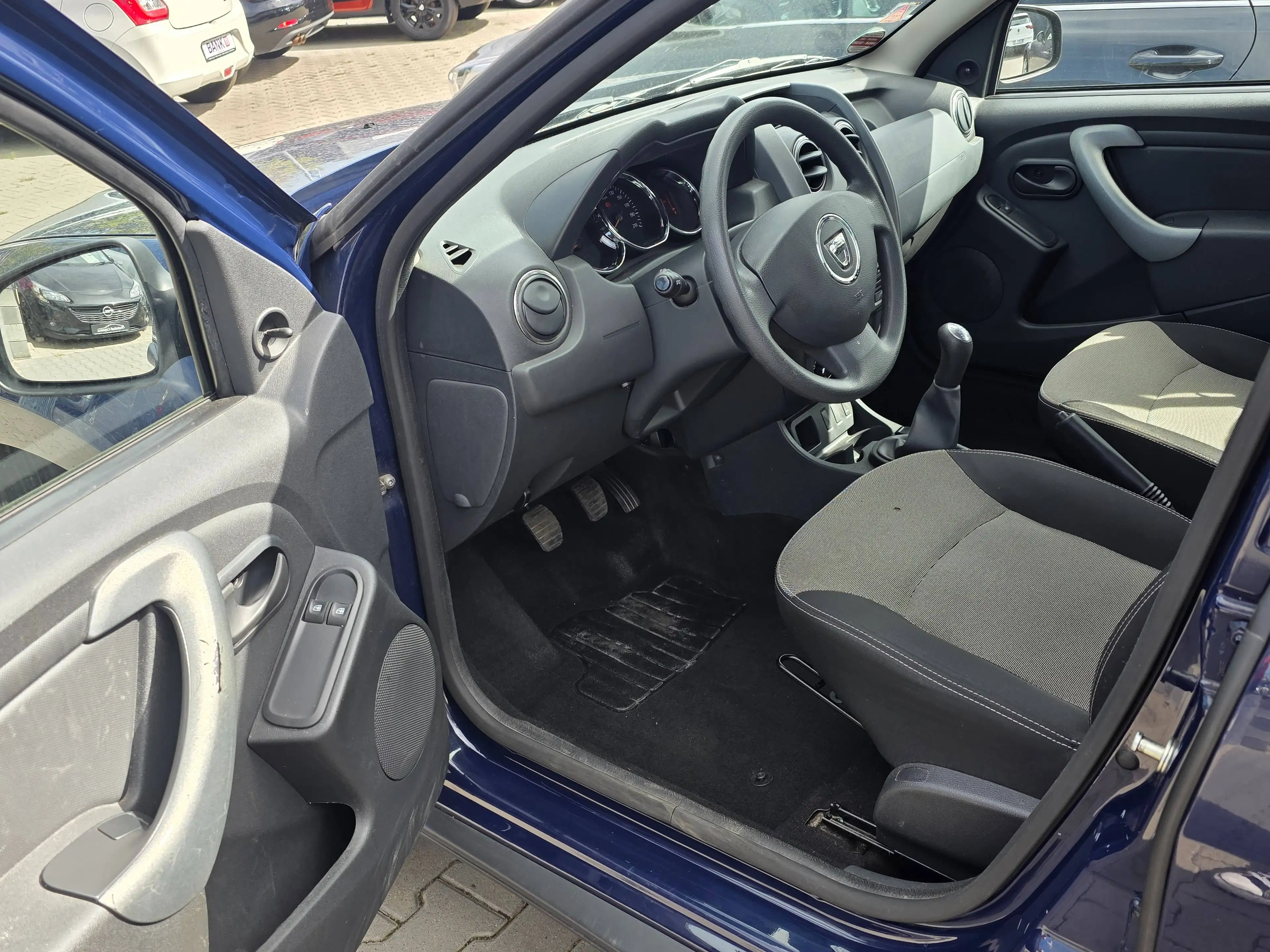 Dacia Duster Duster 1.6 16V 4x2 Ice/1.Ha/Klima/PDC/ZV/Wenigkm/Eu6 — photo 9
