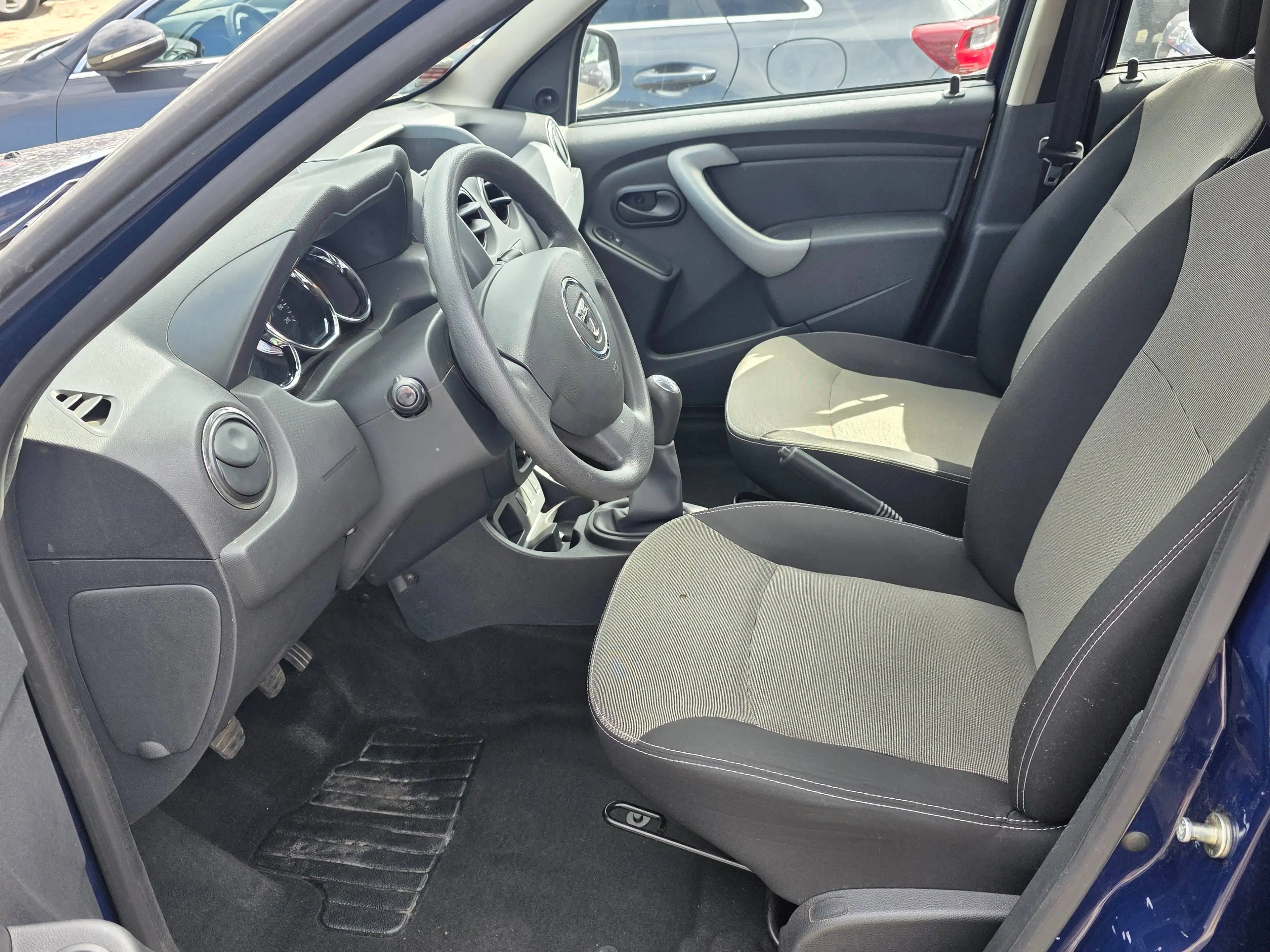 Dacia Duster Duster 1.6 16V 4x2 Ice/1.Ha/Klima/PDC/ZV/Wenigkm/Eu6 — photo 10