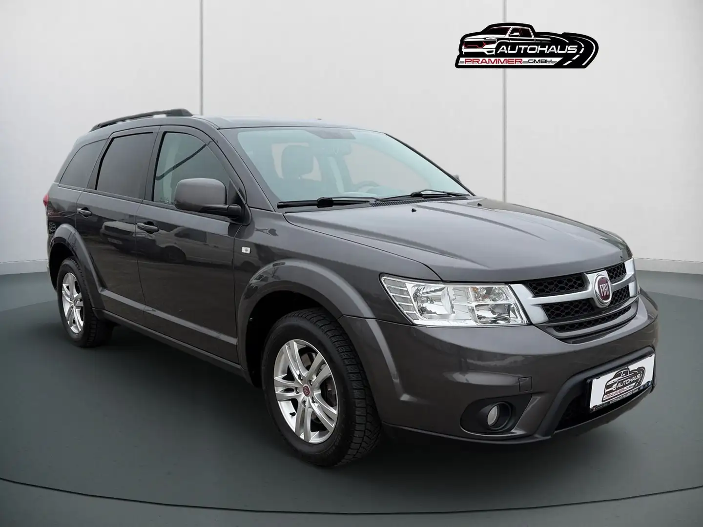 Fiat Freemont 2.0 Multijet 16V Urban Grau - 2