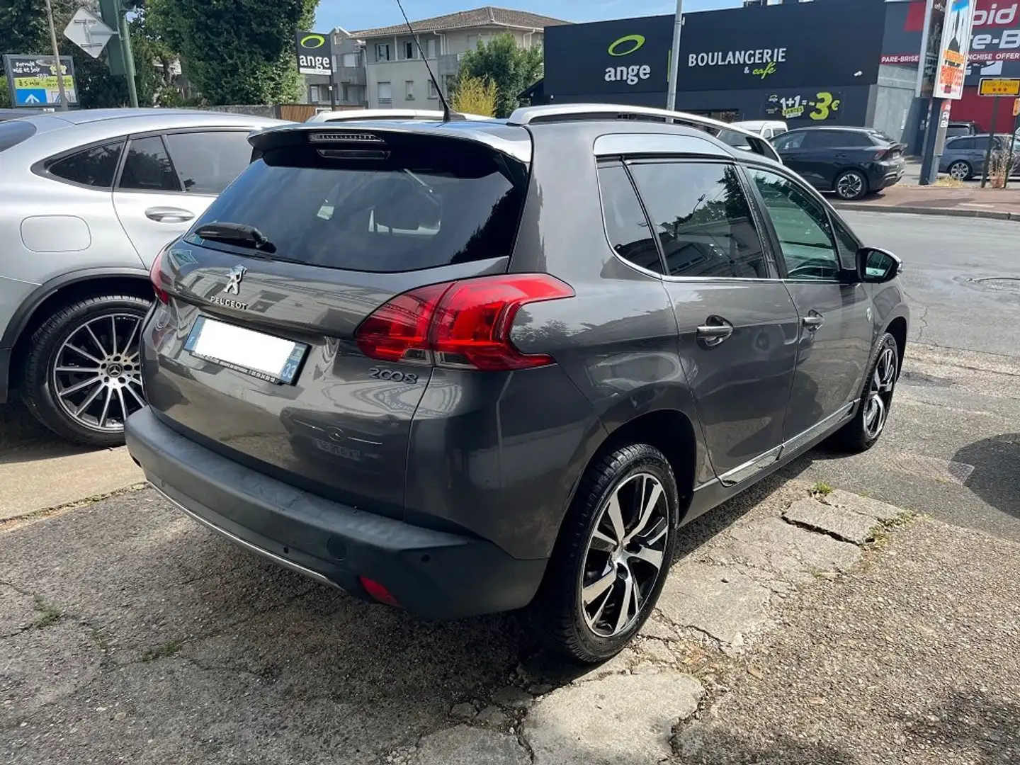 Peugeot 2008 2008 1.6 BlueHDi 120ch S - 2