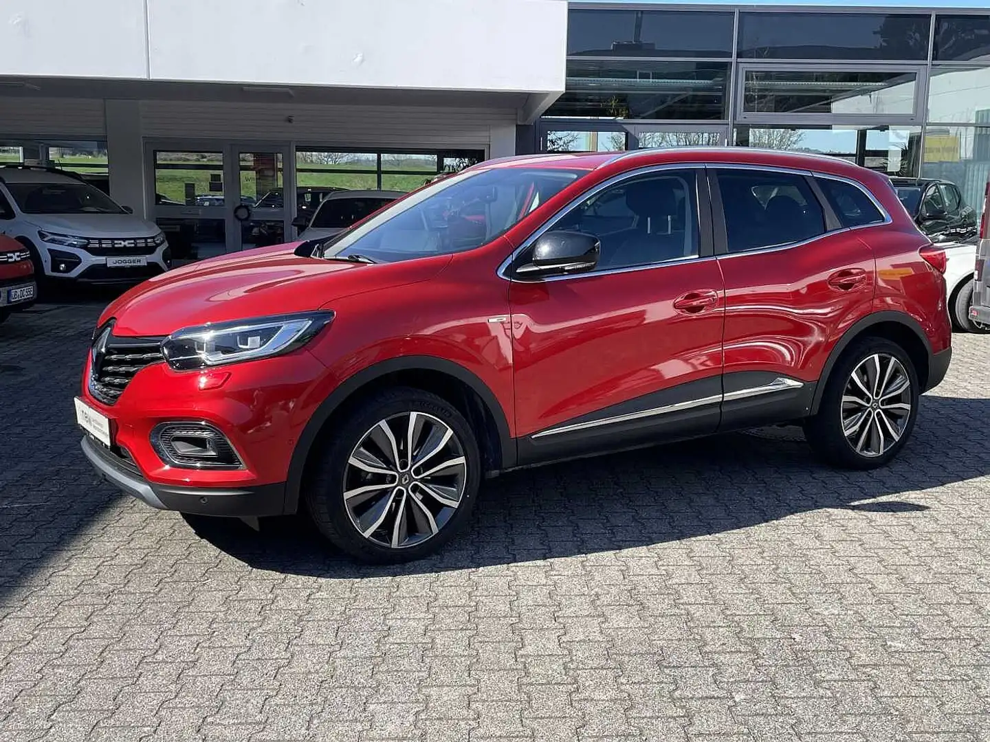 Renault Kadjar Bose Edition TCe 160 EDC el. AHK Standheizung uvm Rot - 1