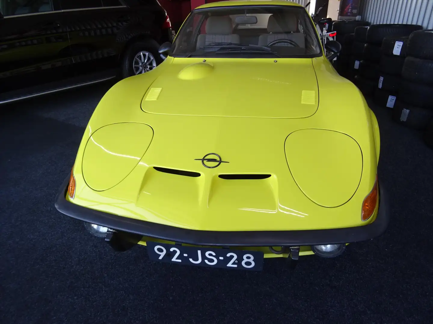 Opel GT 1.9 Amarillo - 2