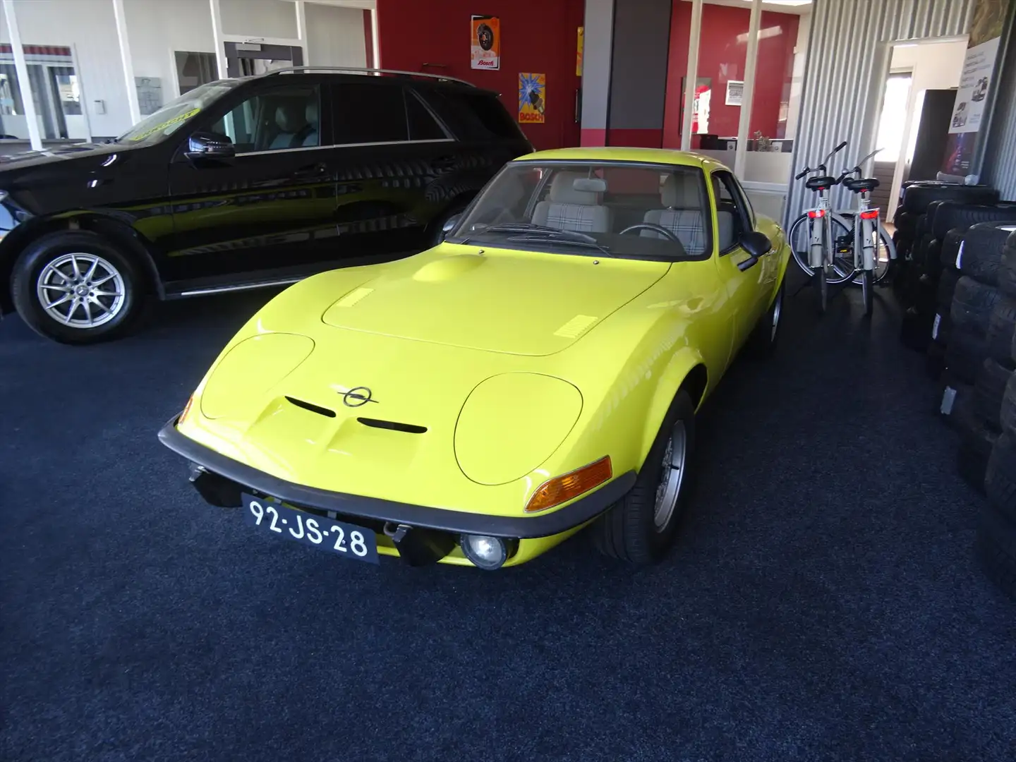 Opel GT 1.9 Amarillo - 1