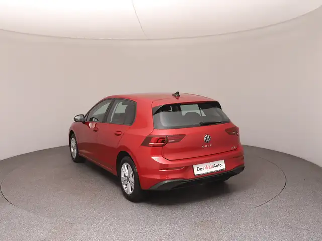 Volkswagen Golf view 5