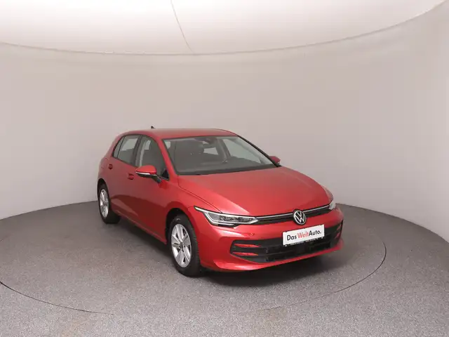 Volkswagen Golf view 2