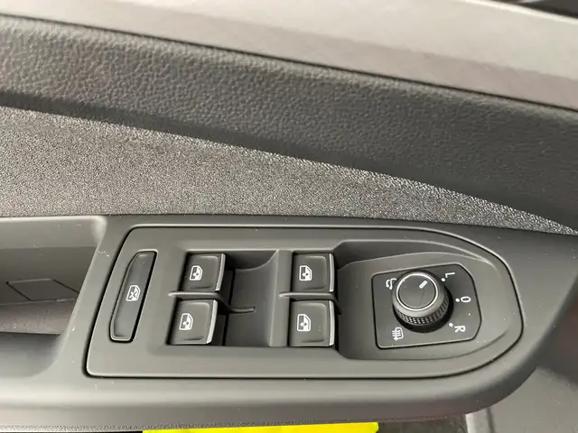 Volkswagen Golf view 10