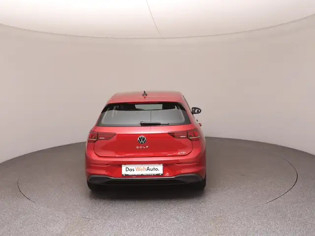 Volkswagen Golf view 6