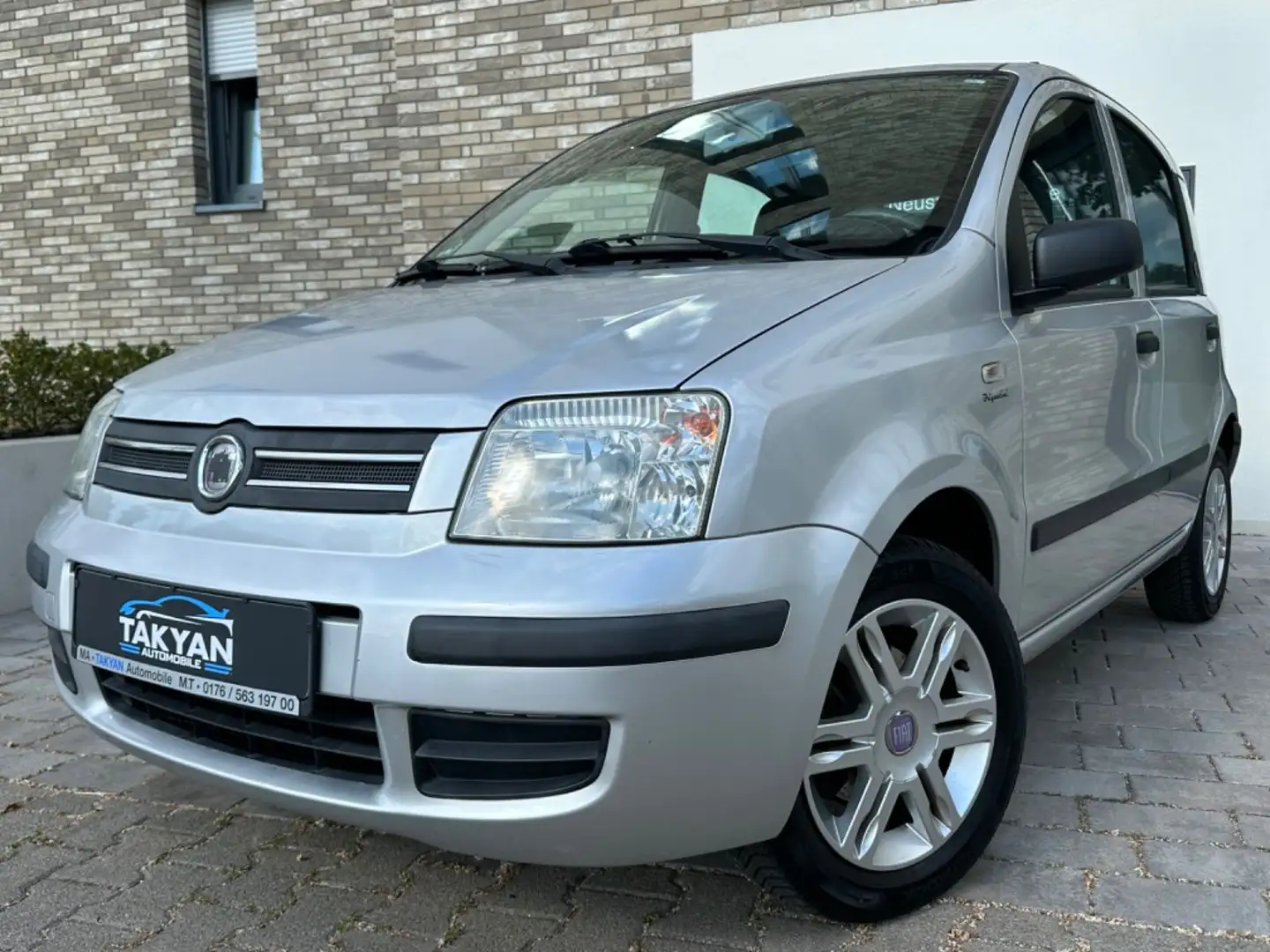 Fiat Panda 1.2 8V Dynamic*1.Hand*72 tkm* Silber - 1