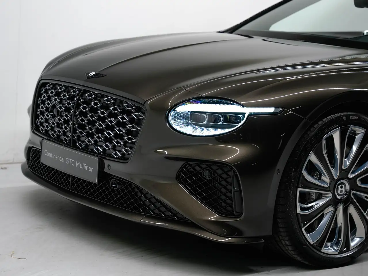 Bentley Continental GTC 2026